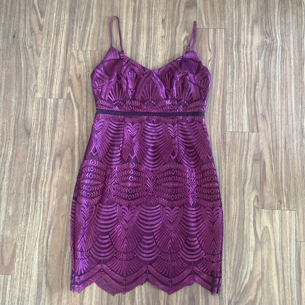 Guess Gianni Embroidered Mesh-Inset Dress Size: 4